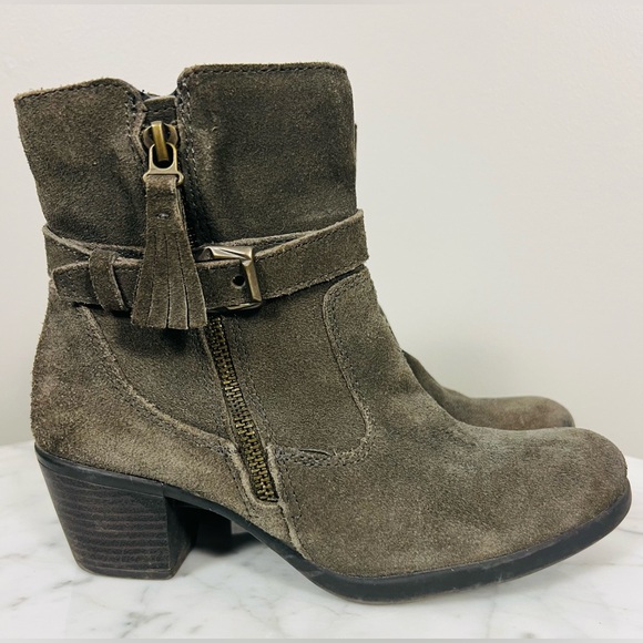 Earth Origins Tori Olive Leather Boots – 8M - Picture 5 of 15